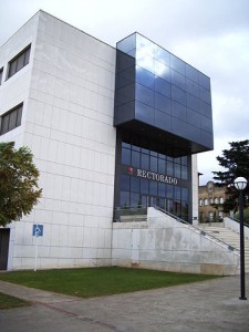 360px-Façade_of_Rectorado_(University_Headqarters)_of_Universidad_de_La_Rioja_in_Logroño
